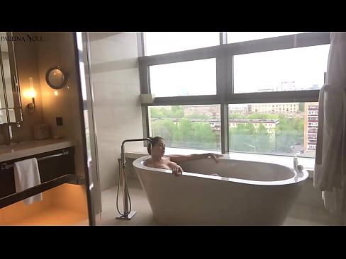 ❤️ Gagică imensă care își masturbează cu pasiune păsărica în baie ️❌  at ro.extratorrents.top ❌